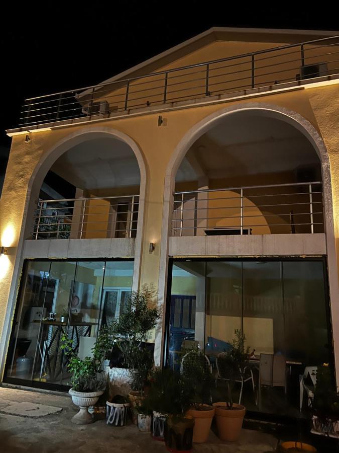 In Villa Guesthouse سوتوموري المظهر الخارجي الصورة